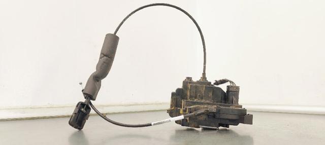 Zamek drzwi przednich prawych 805020006R RENAULT