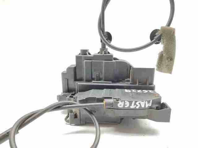 Zamek drzwi przednich prawych 805020009R RENAULT