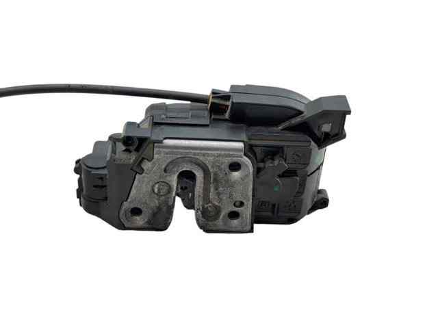 Zamek drzwi przednich prawych 805020009R RENAULT