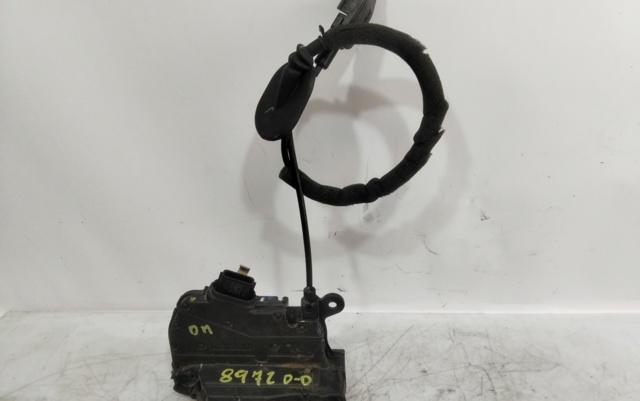 Zamek drzwi przednich prawych 805020401R RENAULT