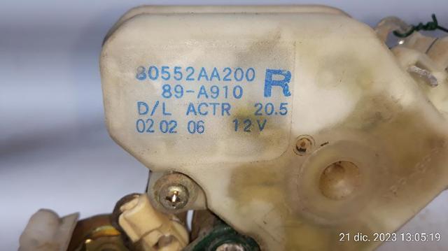 Zamek drzwi przednich prawych 805022Y910 NISSAN