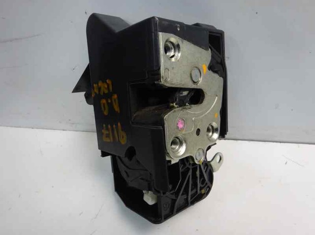 Zamek drzwi przednich prawych 805026816R RENAULT