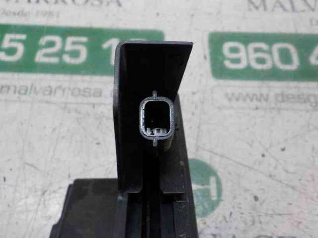 Zamek drzwi przednich prawych 805026816R RENAULT