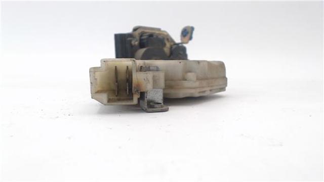 Zamek drzwi przednich prawych Nissan Almera 2 N16