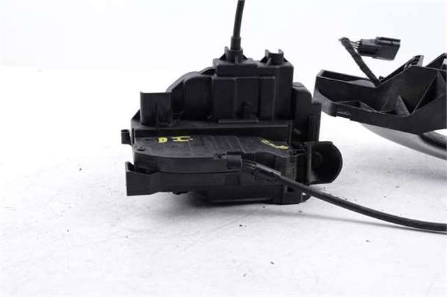 Zamek drzwi przednich lewych 805030006R RENAULT