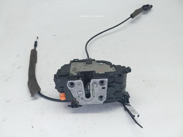 Zamek drzwi przednich lewych 805030009R OPEL