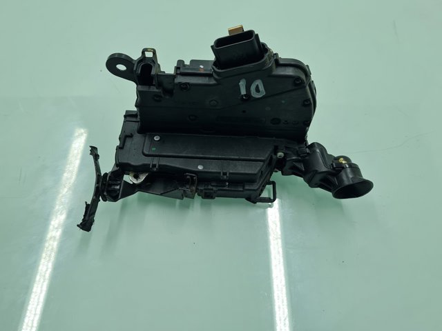 Zamek drzwi przednich lewych 805030788R RENAULT