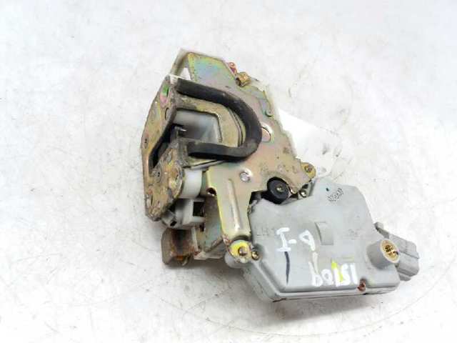 Zamek drzwi przednich lewych 805032F010 NISSAN