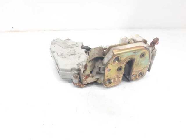 Zamek drzwi przednich lewych 805032F010 NISSAN