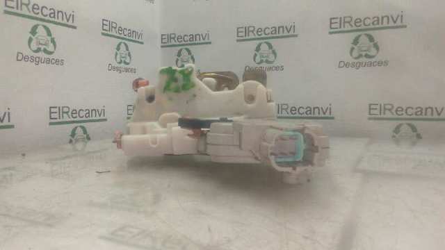 Zamek drzwi przednich lewych 805032F010 NISSAN