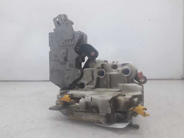 Zamek drzwi przednich lewych 805032F010 NISSAN