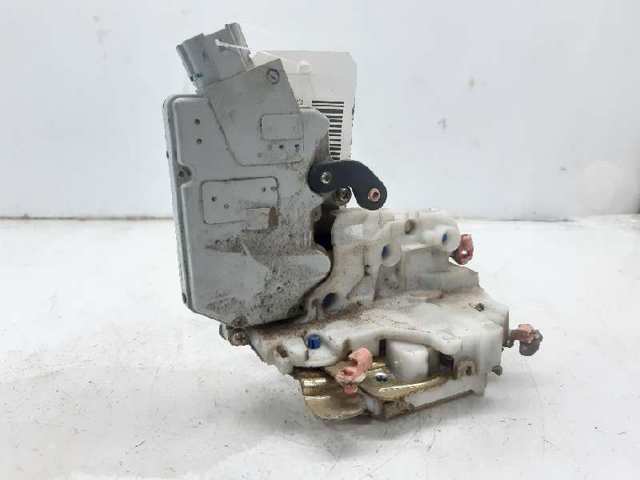 Zamek drzwi przednich lewych 805032F010 NISSAN