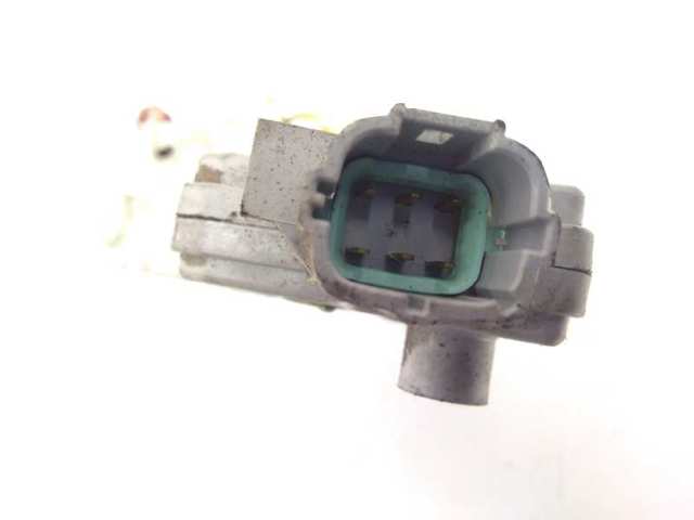 Zamek drzwi przednich lewych 805032F010 NISSAN