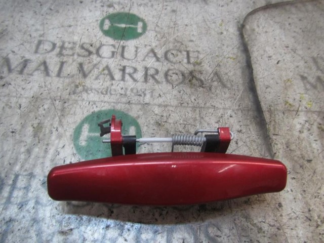Klamka drzwi lewych zewnętrzna przednia/tylna 806061345R RENAULT
