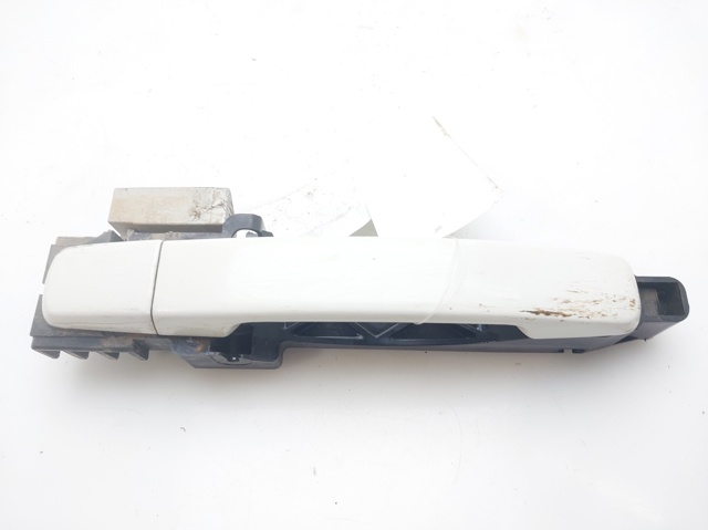 80640EB100 Nissan/Infiniti