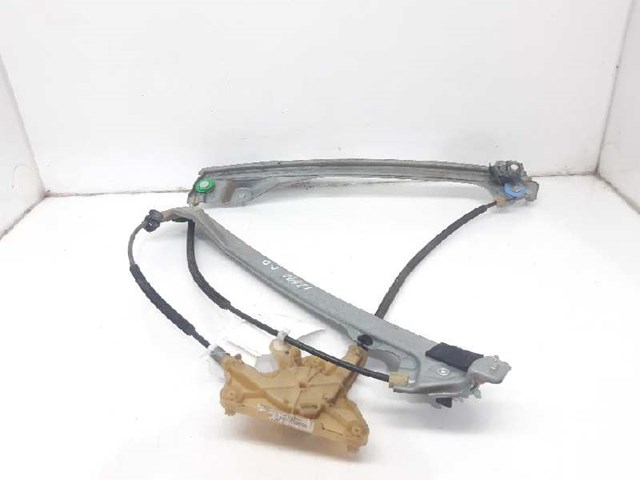 Mechanizm podnoszenia szyby drzwi przednich prawych 807000002R RENAULT