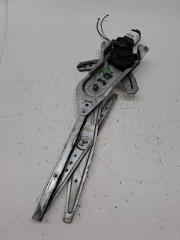 Mechanizm podnoszenia szyby drzwi przednich prawych 8070000QAN NISSAN