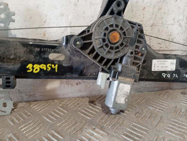 Mechanizm podnoszenia szyby drzwi przednich prawych 807004EA0D NISSAN