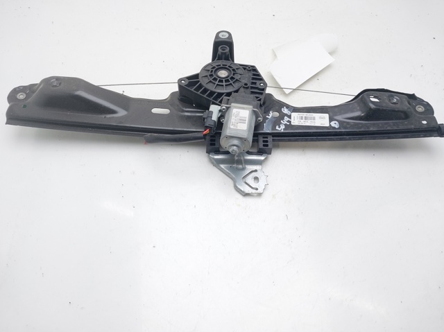 Mechanizm podnoszenia szyby drzwi przednich prawych 807004EA0D NISSAN