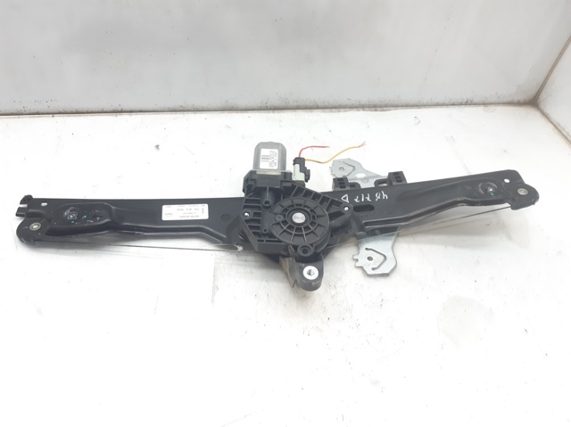 Mechanizm podnoszenia szyby drzwi przednich prawych 807004EA0D NISSAN