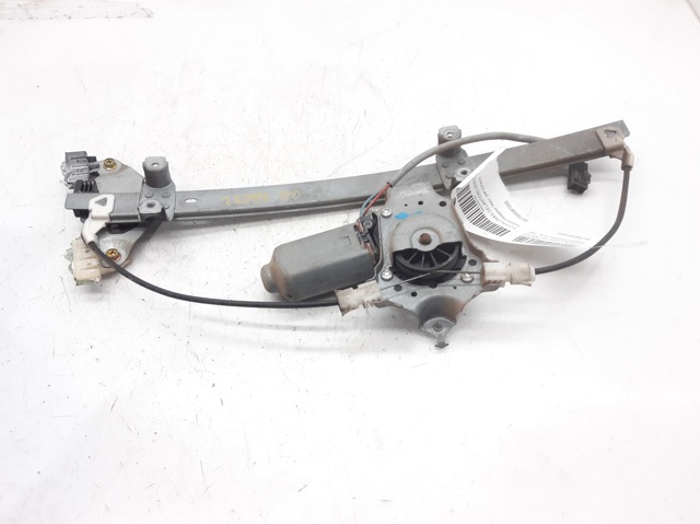 Mechanizm podnoszenia szyby drzwi przednich prawych 807009F500 NISSAN