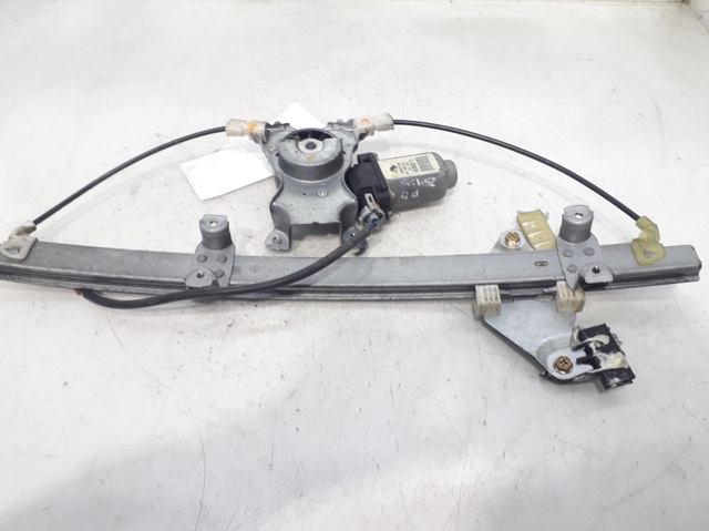 Mechanizm podnoszenia szyby drzwi przednich prawych 807009F500 NISSAN