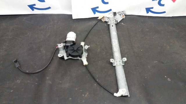 Mechanizm podnoszenia szyby drzwi przednich prawych 807009F500 NISSAN