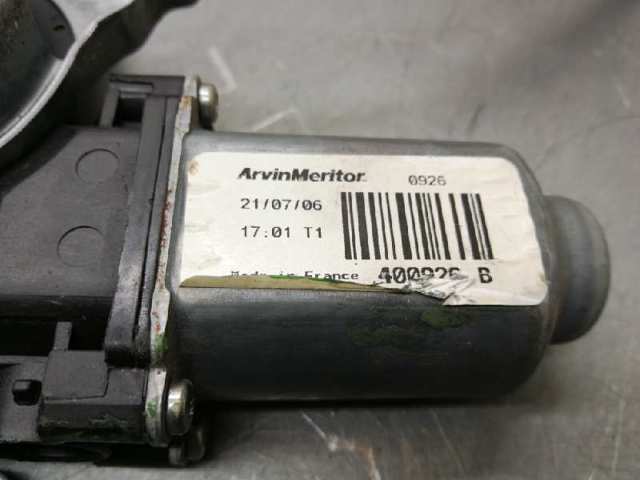 Mechanizm podnoszenia szyby drzwi przednich prawych Nissan Note E11