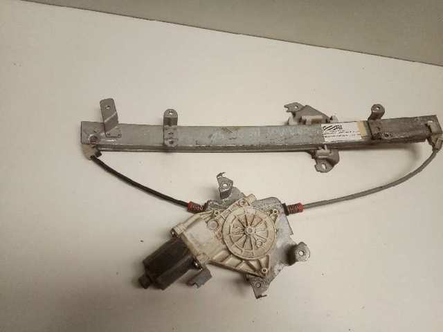 Mechanizm podnoszenia szyby drzwi przednich prawych 80700BC60B NISSAN