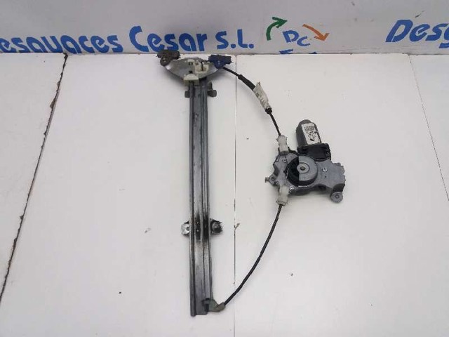 Mechanizm podnoszenia szyby drzwi przednich prawych 80700BM706 NISSAN