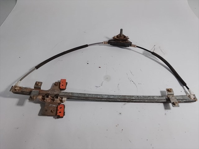  Nissan Patrol  od 131,75 zł