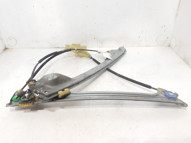 Mechanizm podnoszenia szyby drzwi przednich lewych 807010002R RENAULT