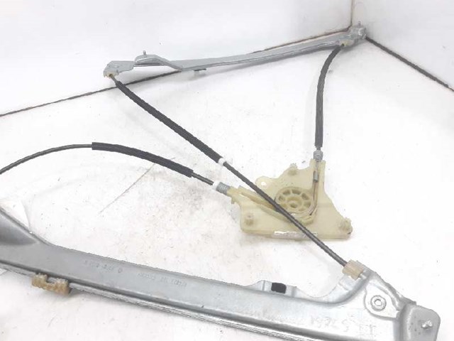 Mechanizm podnoszenia szyby drzwi przednich lewych 807010002R RENAULT
