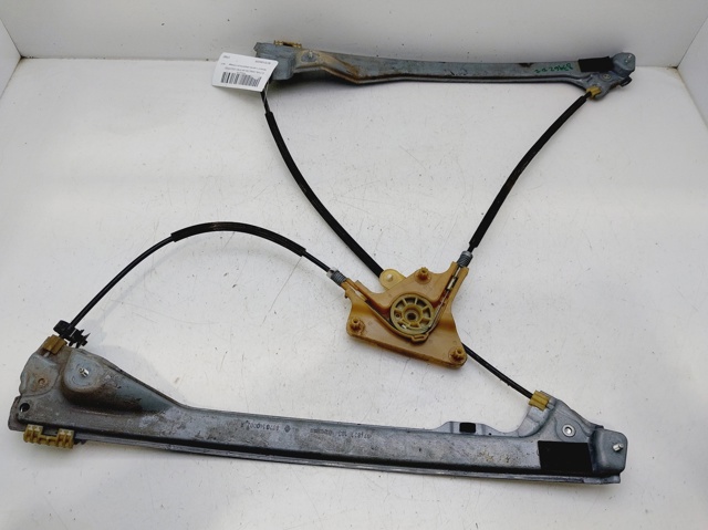 Mechanizm podnoszenia szyby drzwi przednich lewych 807010002R RENAULT