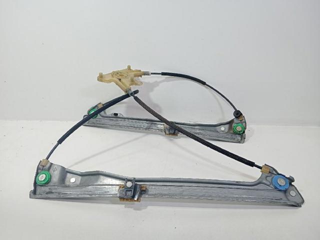 Mechanizm podnoszenia szyby drzwi przednich lewych 807010002R RENAULT