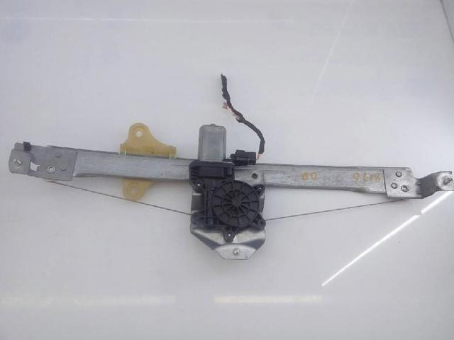 Mechanizm podnoszenia szyby drzwi przednich prawych 807200713R RENAULT