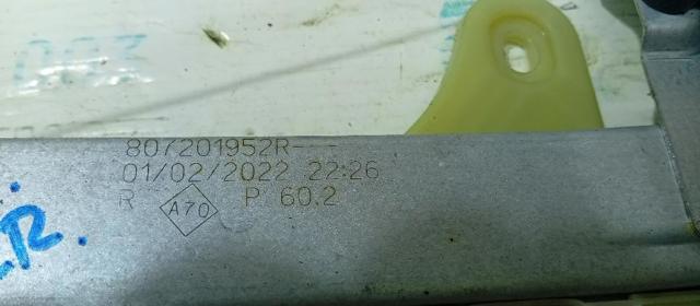 Mechanizm podnoszenia szyby drzwi przednich prawych 807201952R RENAULT