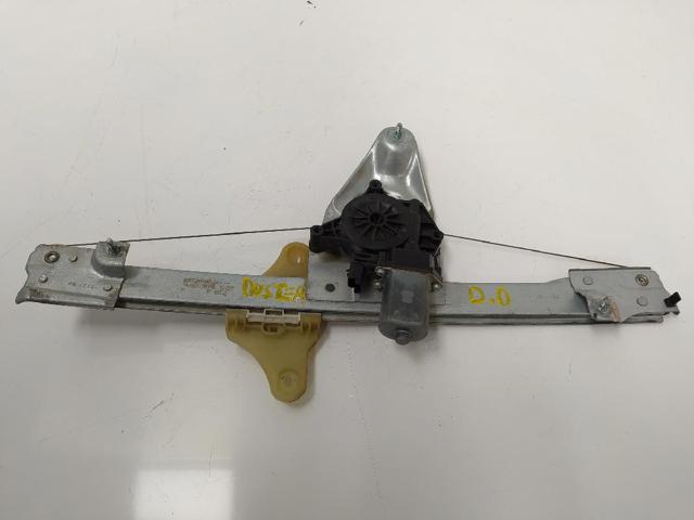 Mechanizm podnoszenia szyby drzwi przednich prawych 807201952R RENAULT
