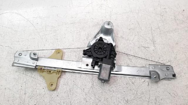 Mechanizm podnoszenia szyby drzwi przednich prawych 807201952R RENAULT