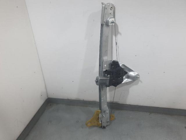 Mechanizm podnoszenia szyby drzwi przednich prawych 807201952R RENAULT