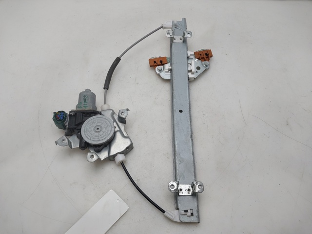 Mechanizm podnoszenia szyby drzwi przednich prawych 807201KA0C NISSAN