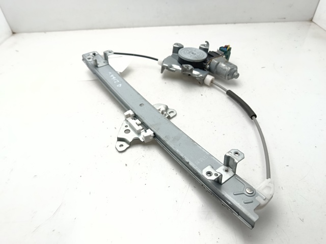 Mechanizm podnoszenia szyby drzwi przednich prawych 807201KA0C NISSAN