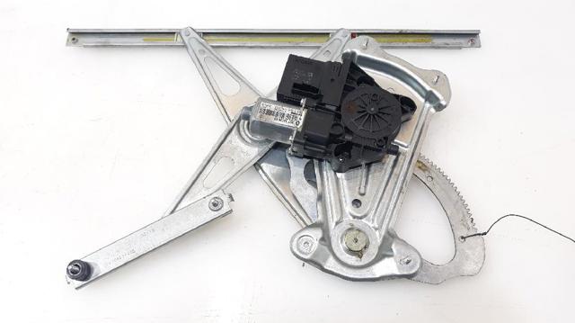 Mechanizm podnoszenia szyby drzwi przednich prawych 807203154R RENAULT