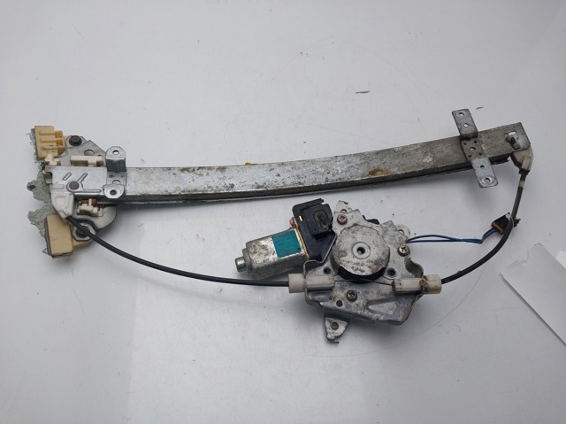 Mechanizm podnoszenia szyby drzwi przednich prawych do Nissan Maxima A32