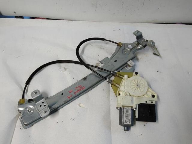 Mechanizm podnoszenia szyby drzwi przednich prawych 807206454R RENAULT