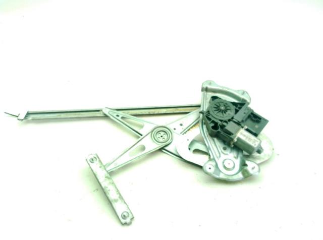 Mechanizm podnoszenia szyby drzwi przednich prawych 807206454R RENAULT