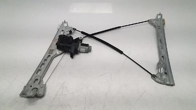 Mechanizm podnoszenia szyby drzwi przednich prawych 807206746R RENAULT