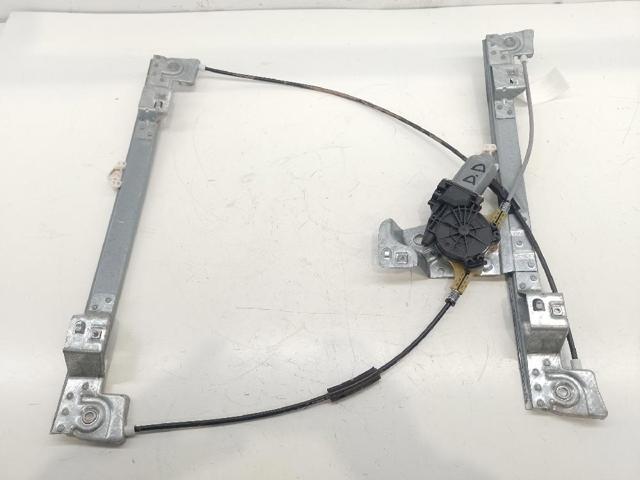 Mechanizm podnoszenia szyby drzwi przednich prawych 807207012R RENAULT