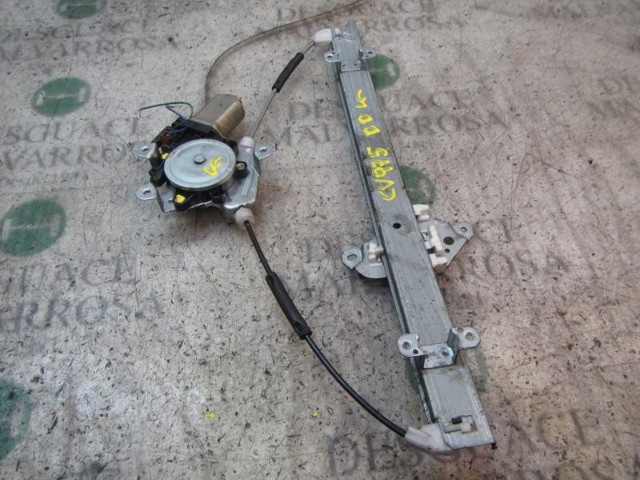Mechanizm podnoszenia szyby drzwi przednich prawych 807208H300 NISSAN
