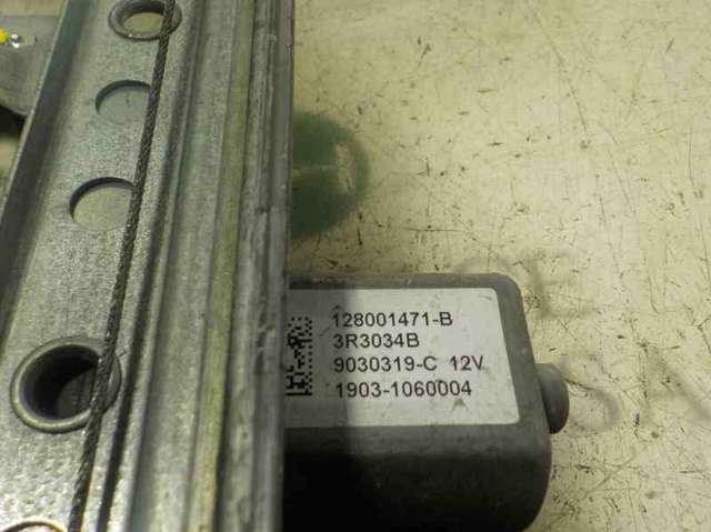 Mechanizm podnoszenia szyby drzwi przednich prawych 807209071R RENAULT